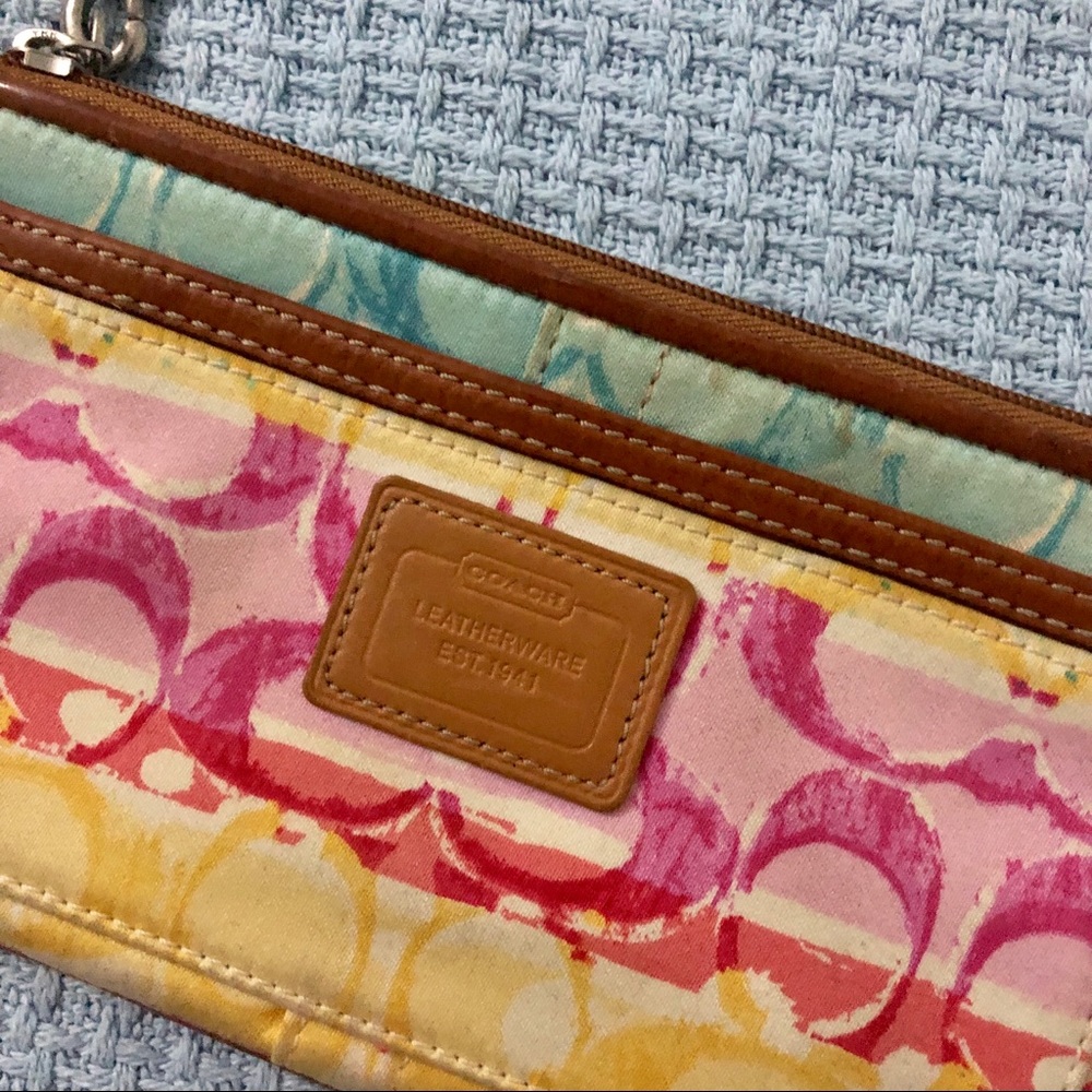 Vintage coach Hamptons wristlet